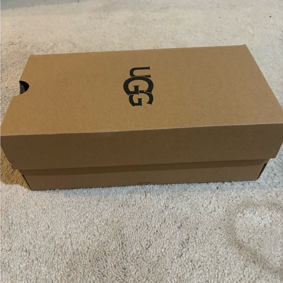 UGG PLATFORM SHOES